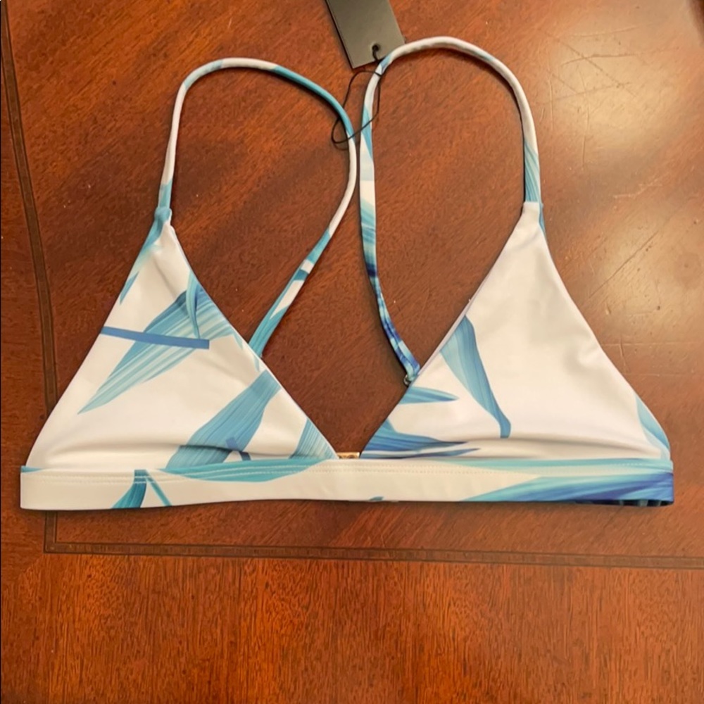NWT- Vaya Island bikini top Vües Palomino top